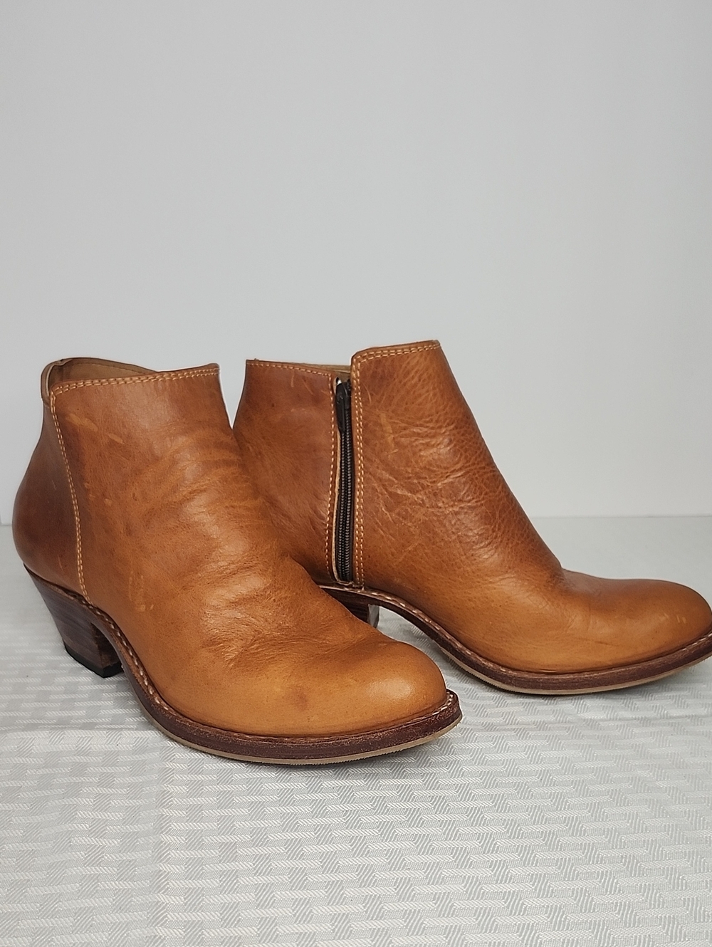 Adelante Granada Hand Crafted Leather Ankle Boots